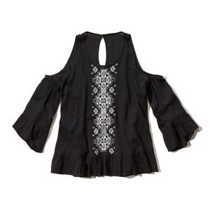 Hollister Black Cold Shoulder Top SIZE XS